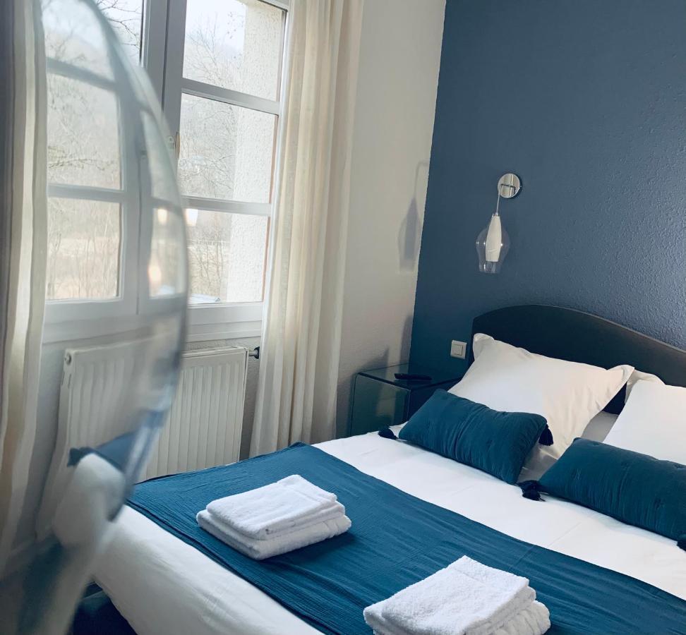 Hotel L'Escoundillou Saint-Jacques-des-Blats Zewnętrze zdjęcie