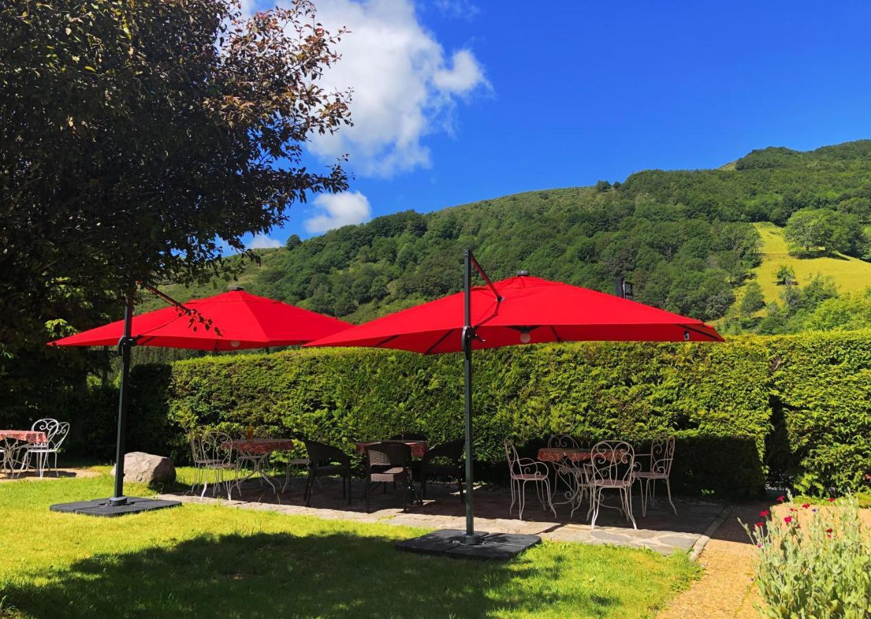 Hotel L'Escoundillou Saint-Jacques-des-Blats Zewnętrze zdjęcie