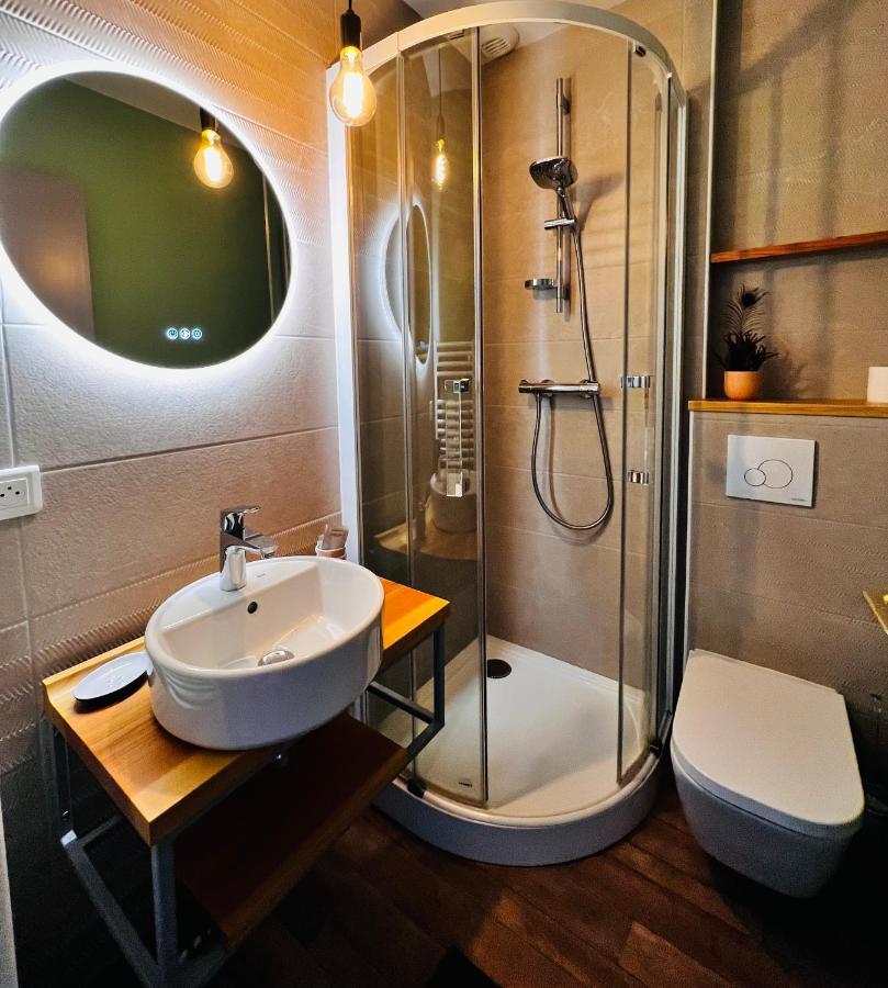 Hotel L'Escoundillou Saint-Jacques-des-Blats Zewnętrze zdjęcie